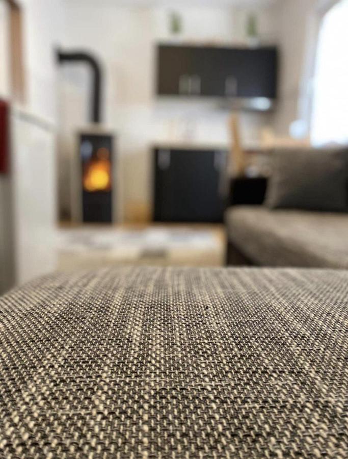 Lovely 1-Bed Apartment In Koblenz Кобленц Экстерьер фото