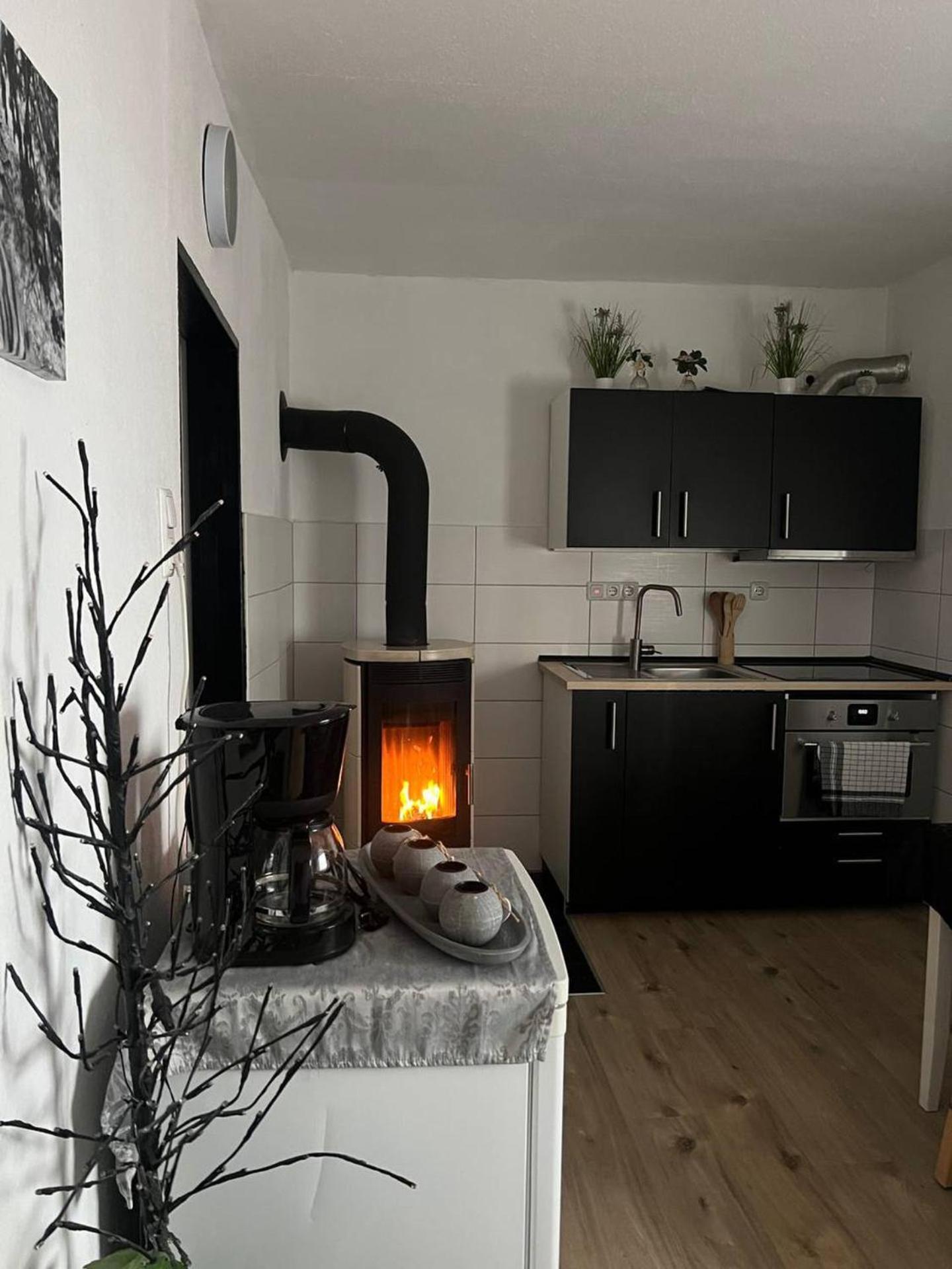Lovely 1-Bed Apartment In Koblenz Кобленц Экстерьер фото